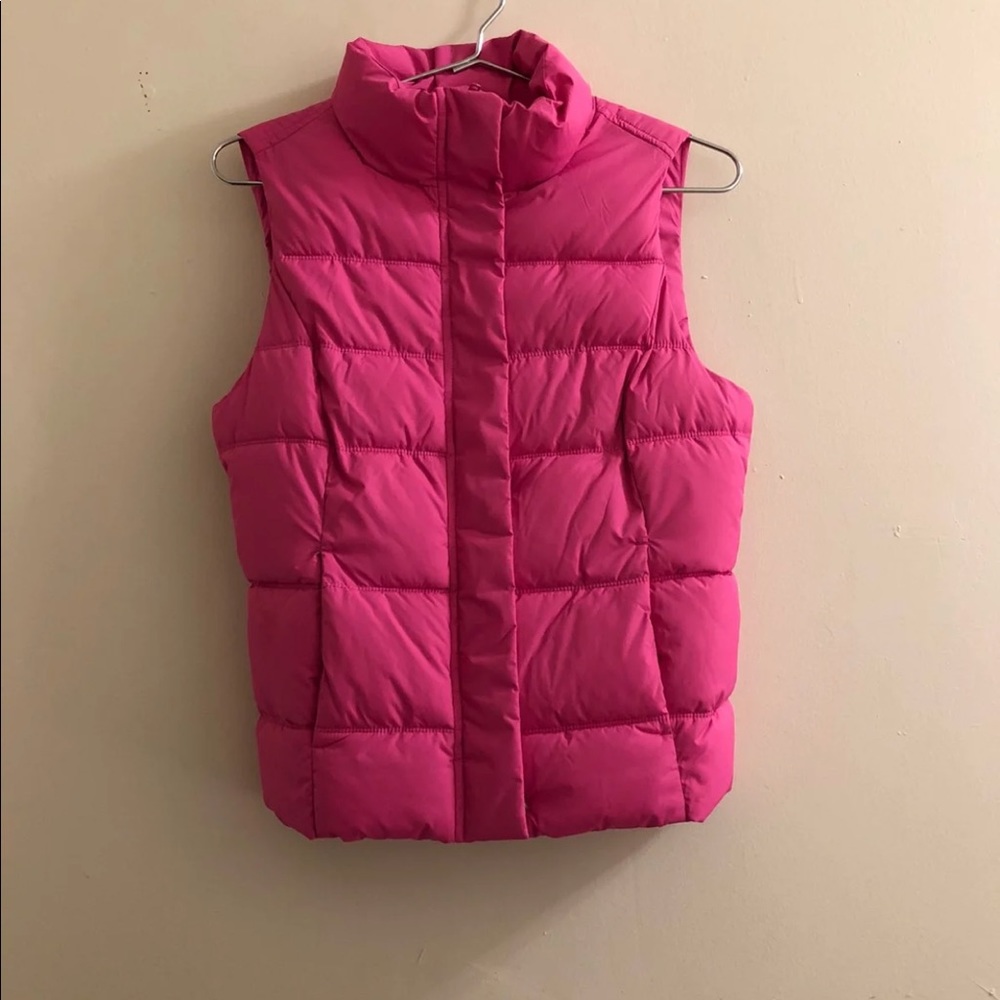 Gap hot pink puffer vest